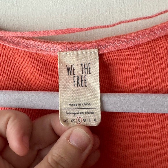 We The Free | Coral Oversized Distressed Star Henley Top - Picture 10 of 12